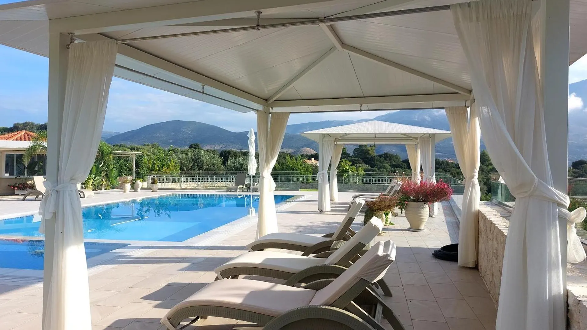 Hidden Gem Estate Villa Spartia