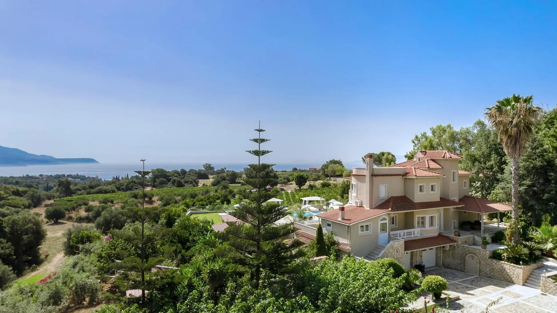 Hidden Gem Estate Villa Spartia
